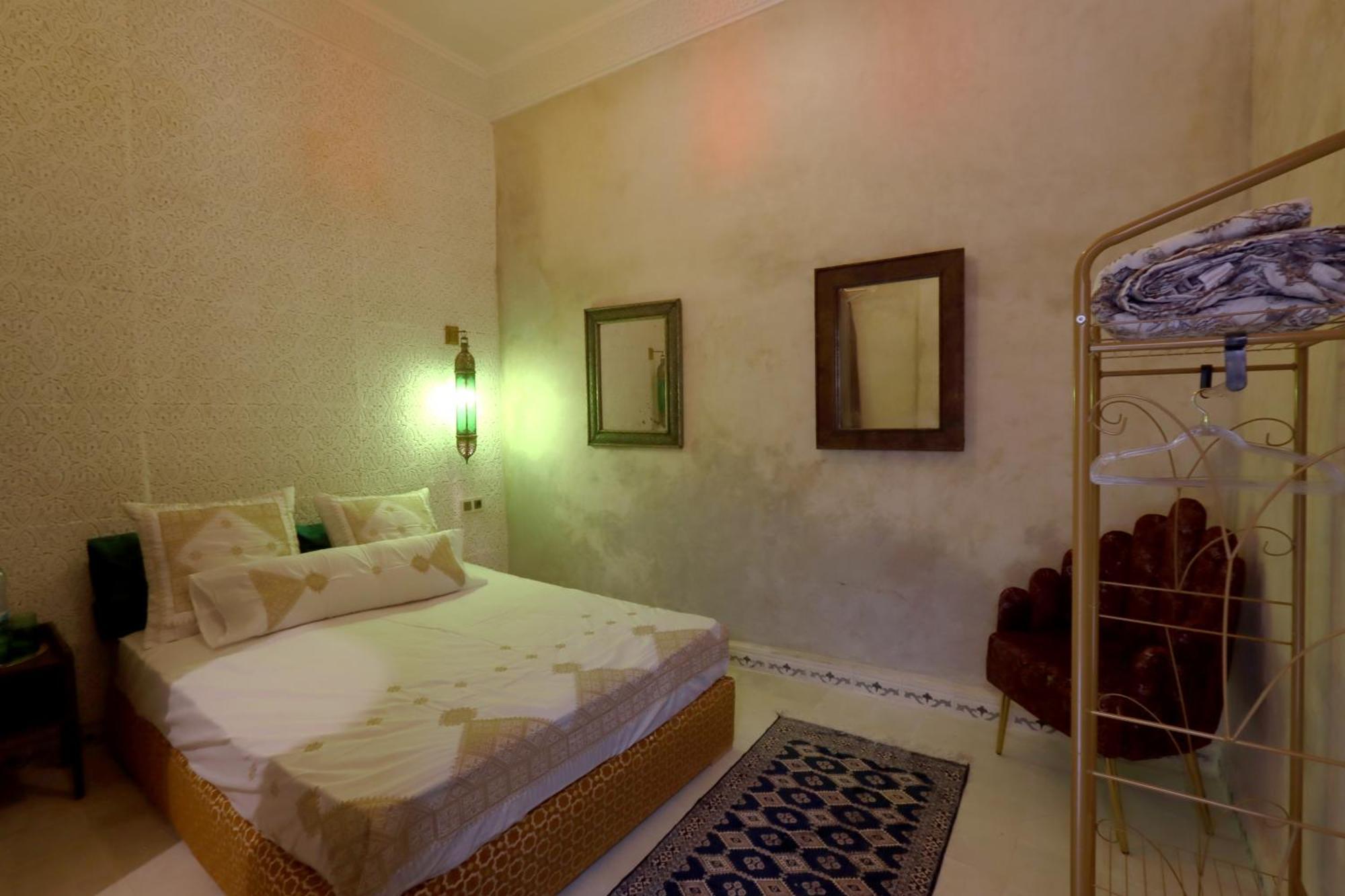 Riad La Fayette Bed & Breakfast Маракеш Екстериор снимка