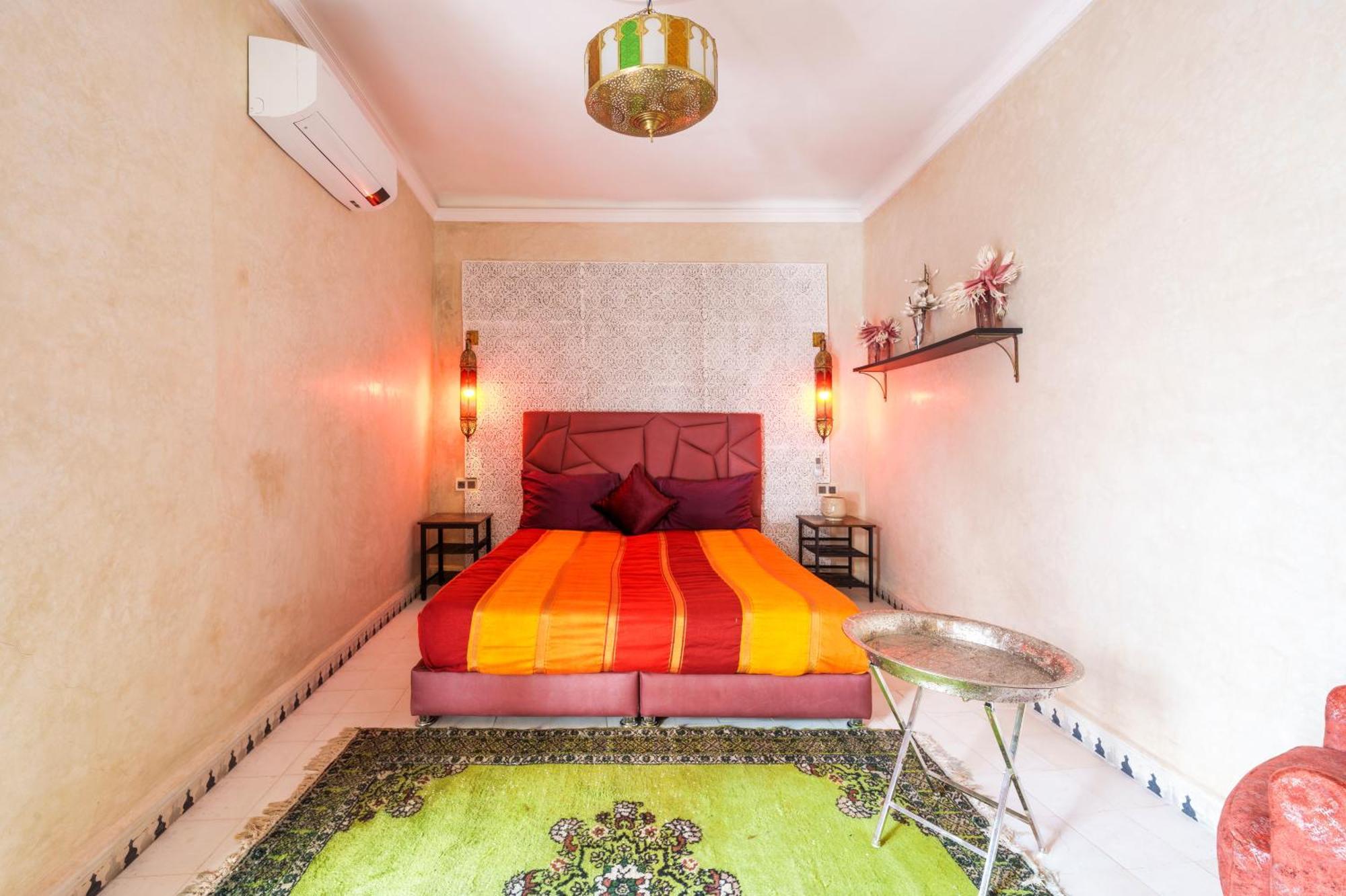Riad La Fayette Bed & Breakfast Маракеш Екстериор снимка