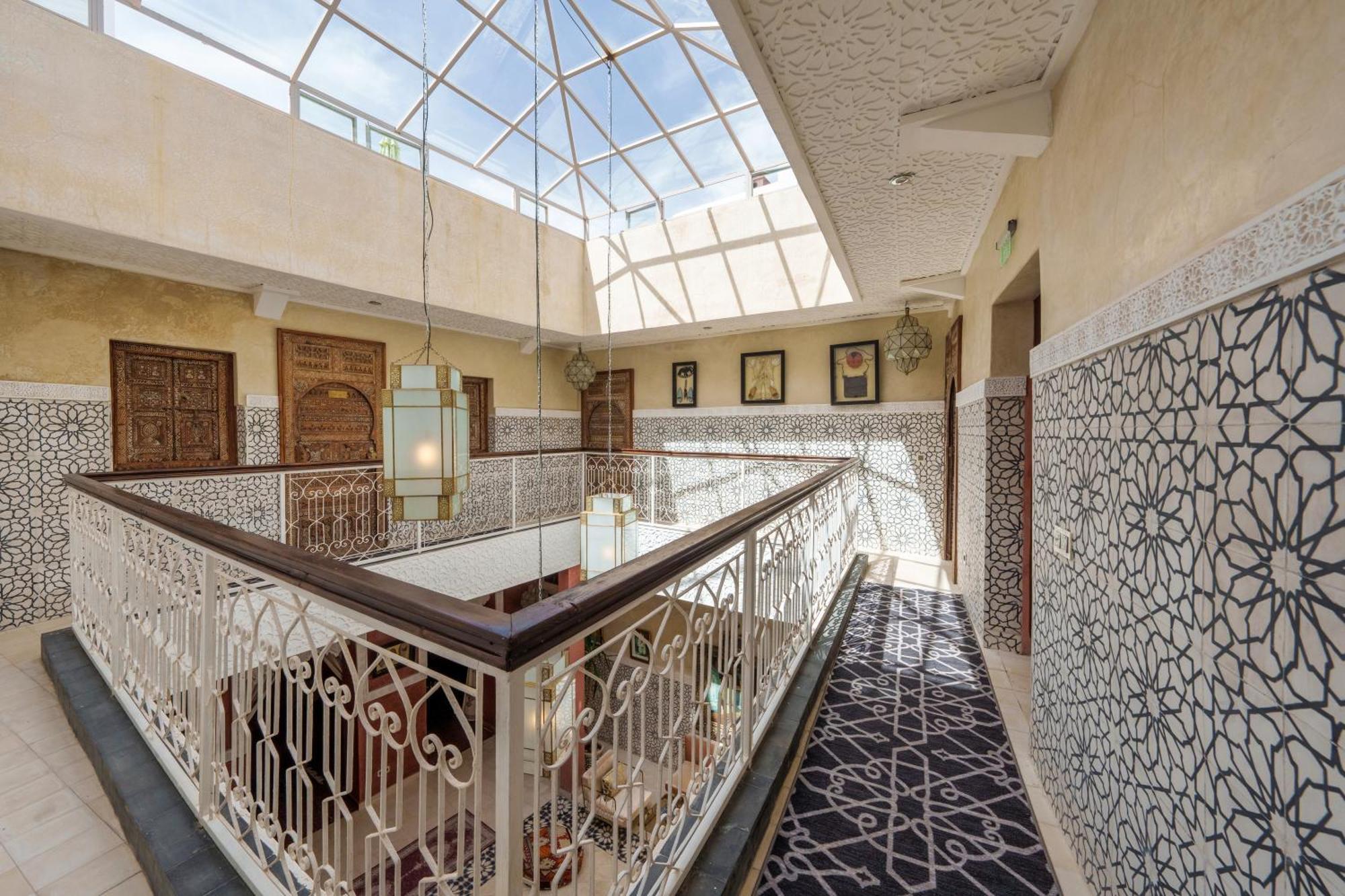 Riad La Fayette Bed & Breakfast Маракеш Екстериор снимка